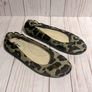LL Bean Animal Hair Cheetah Print Ballet Flats Size 8